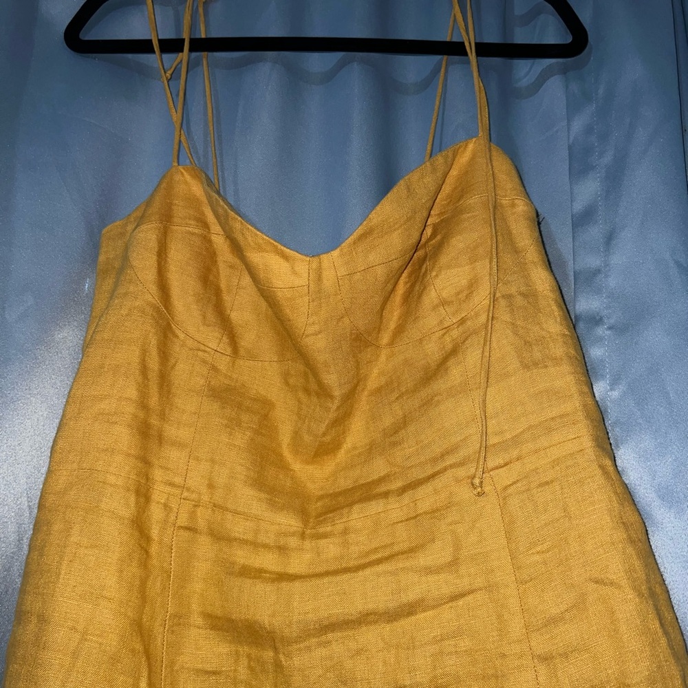 Reformation dress - Picture 3 of 7